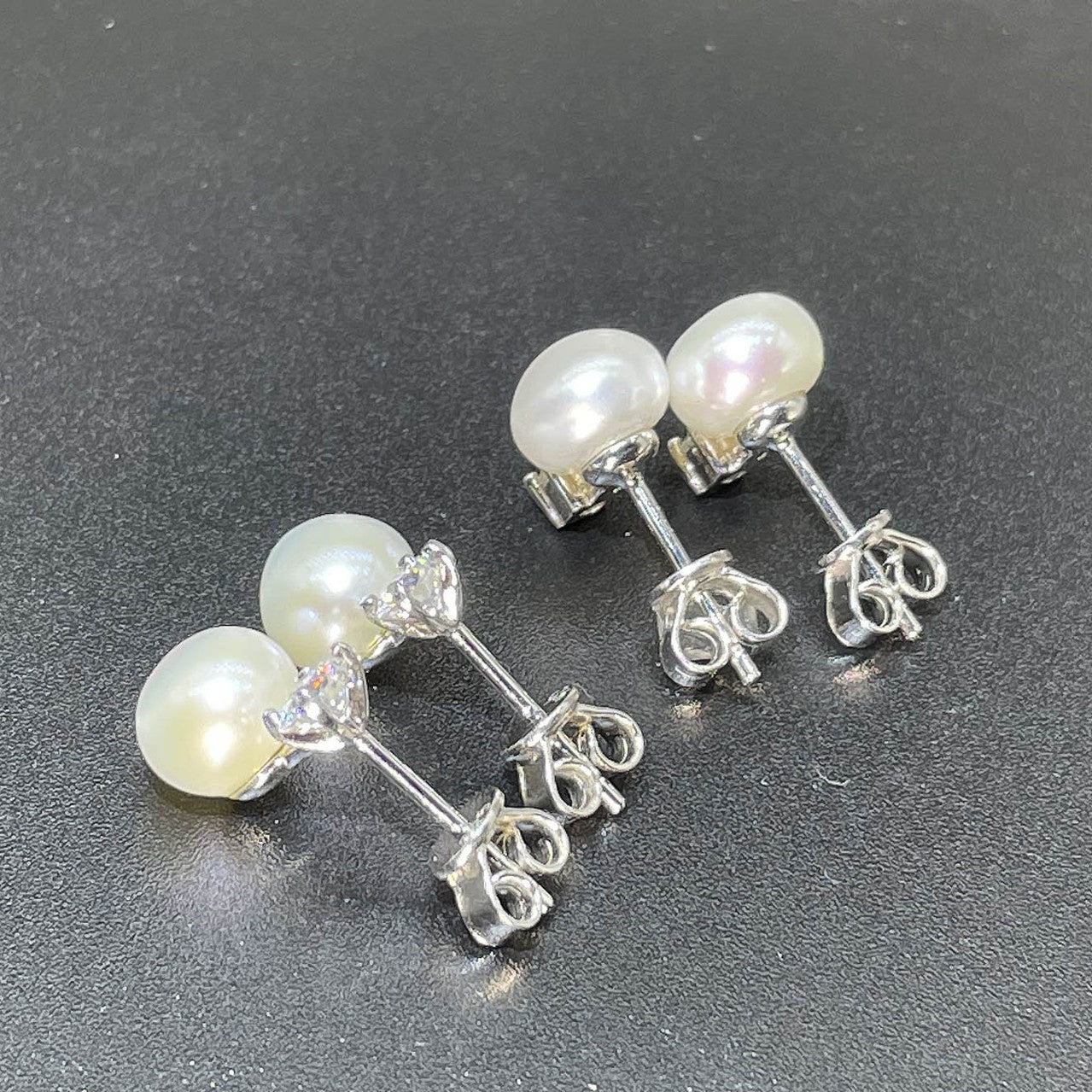 Pearl Moissanite Earrings in Platinum-Plated 925 Sterling Silver